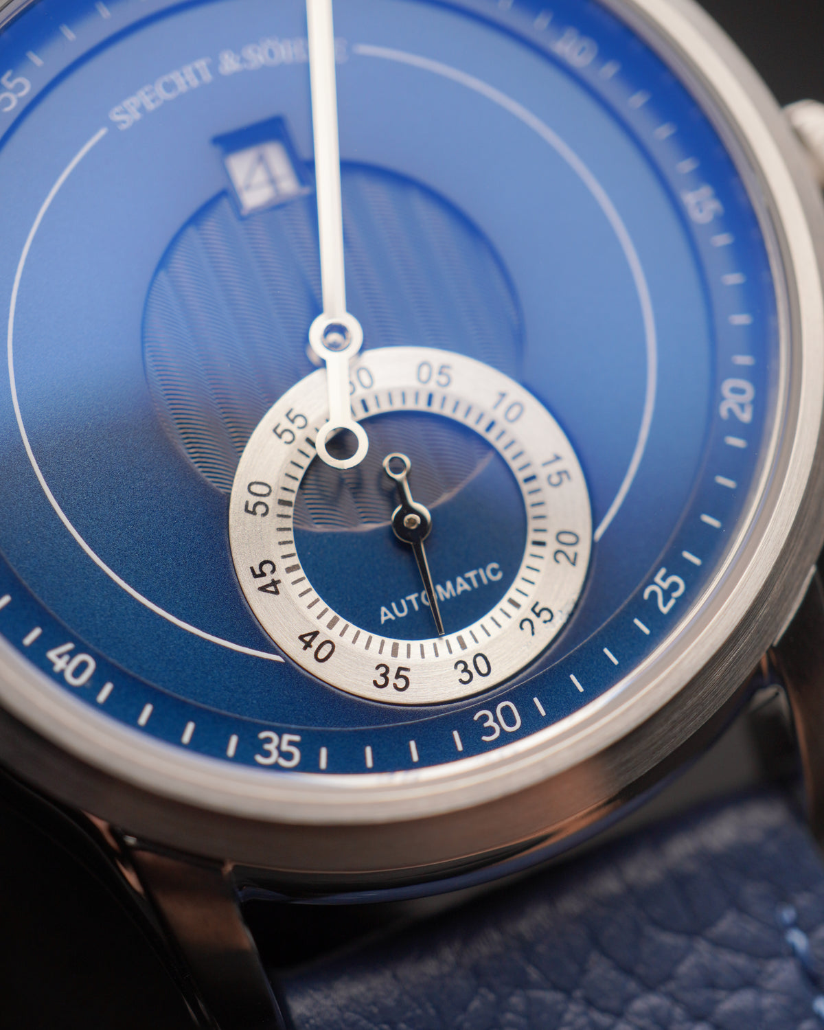 Specht & Söhne Jump Hour SP2652A Automatic