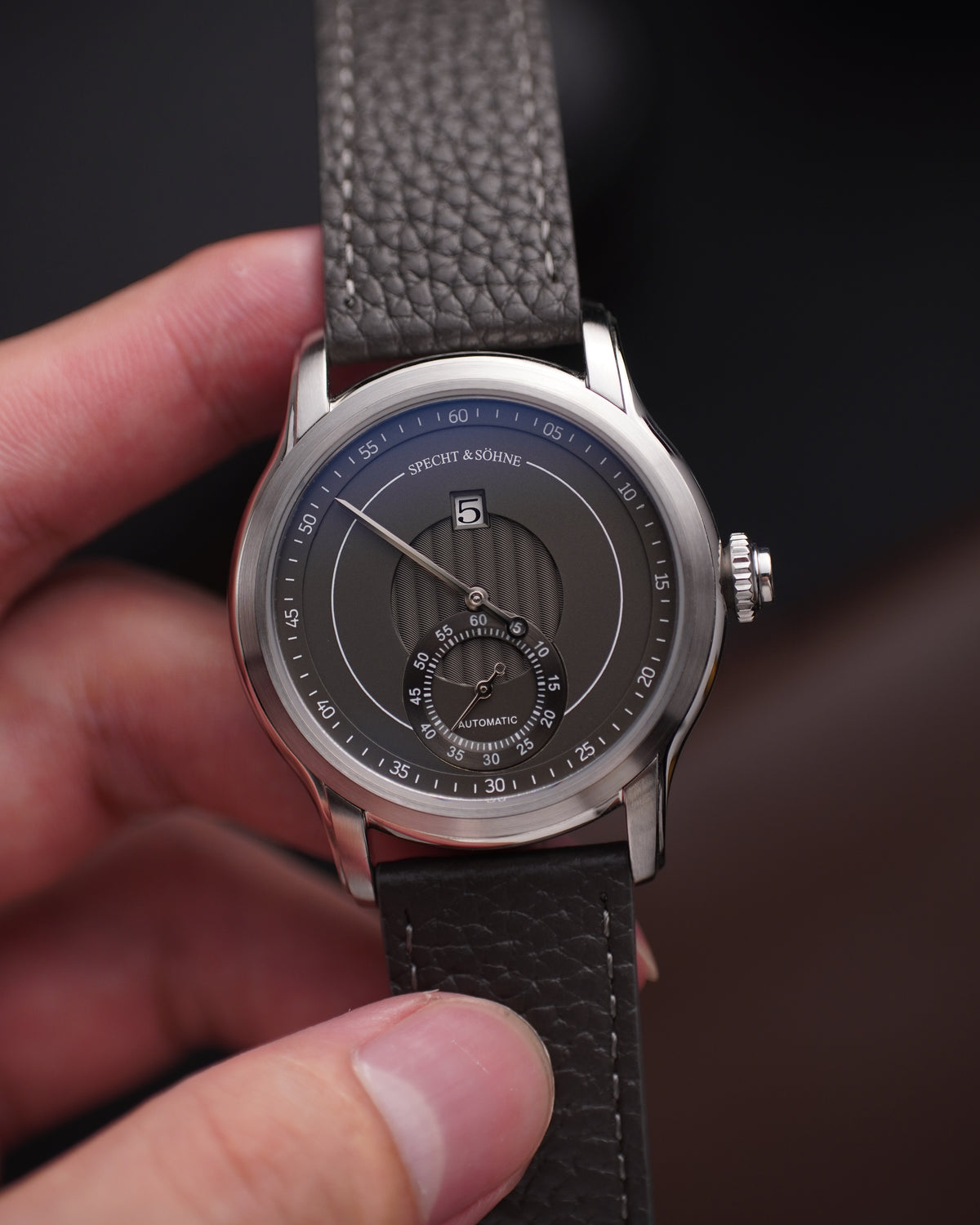 Specht & Söhne Jump Hour SP2652A Automatic